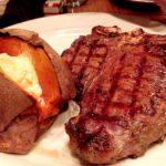ローンスターステーキハウスのメニュー、値段、場所など。グアムで気軽にお肉を食べるなら！(Lone Star Steakhouse)